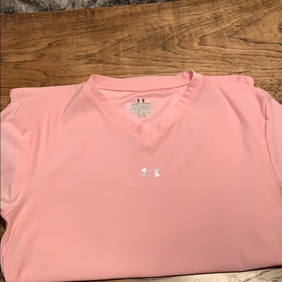 Under Armour Tops - Under Armour shirt